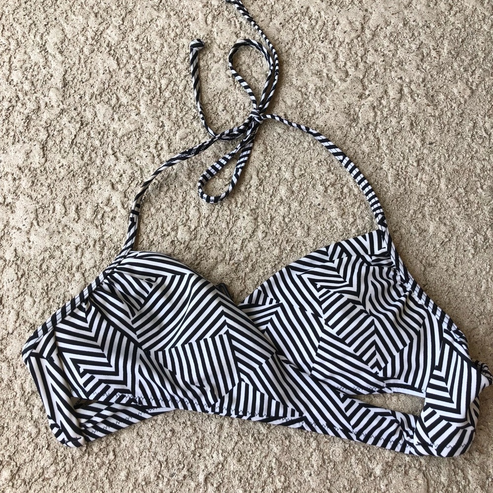 PINK black & white bikini top size small